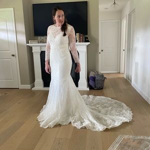 Wedding dress